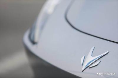 老將張國富接棒極狐法人，電器輔件銷售經(jīng)驗?zāi)芊駷槠放茮_高“撐腰”？